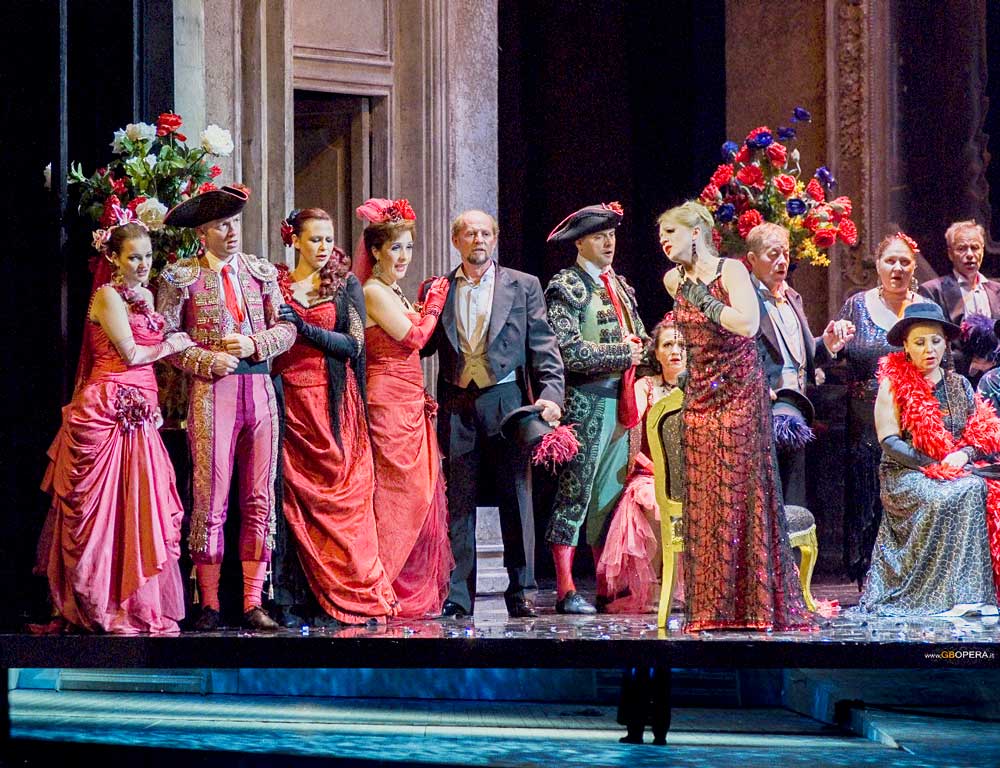 Bari – Teatro Petruzzelli: La Traviata